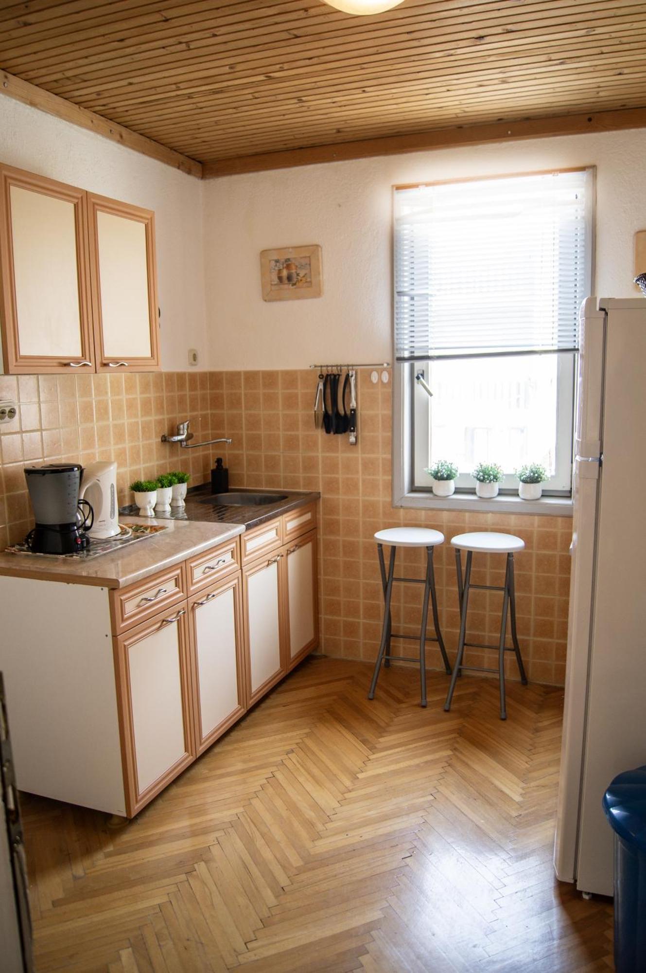 Villa Lakeview Paradise Пештани Экстерьер фото
